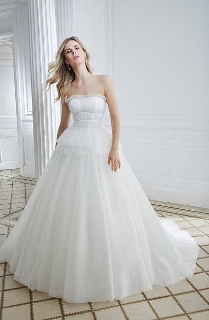robe de mariée princesse bustier à Marseille vieux port