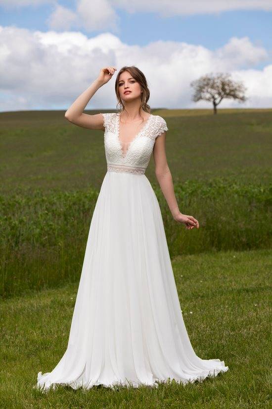 robe de mariée boheme chic et glamour à Marseille 13001