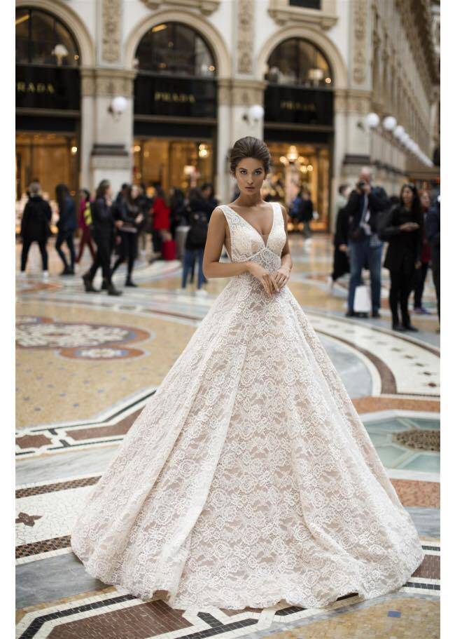 robe princesse longue mariée blanche tarik ediz marseille vieux port