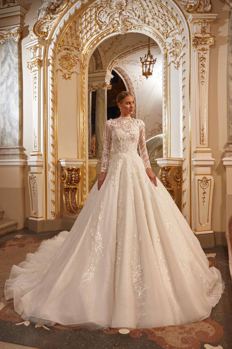 plus belle robe de mariée à Marseille princesse couture centre ville.