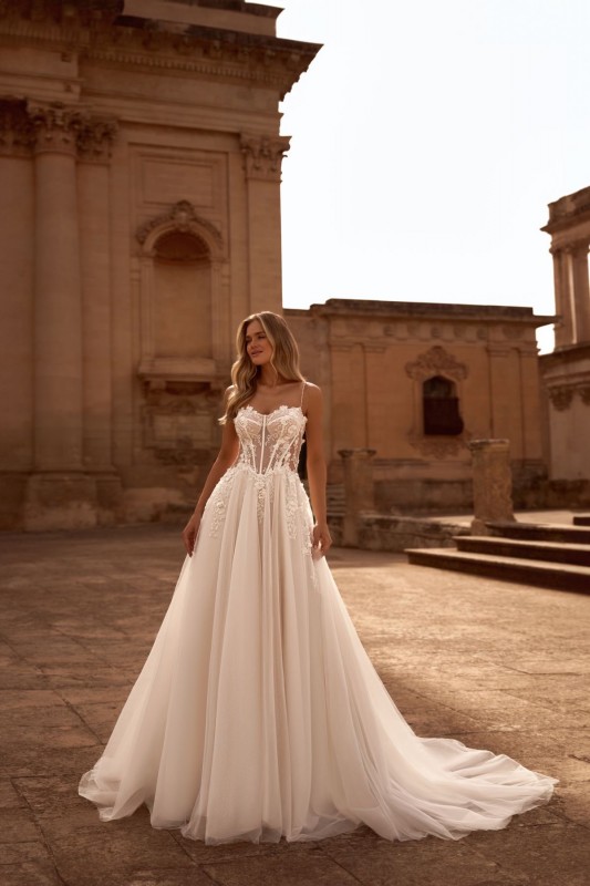 Comment choisir sa robe de mariée chez Solution Cérémonie à Marseille ?