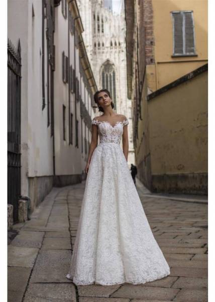 une robe de mariée à marseille décolleté bateau 